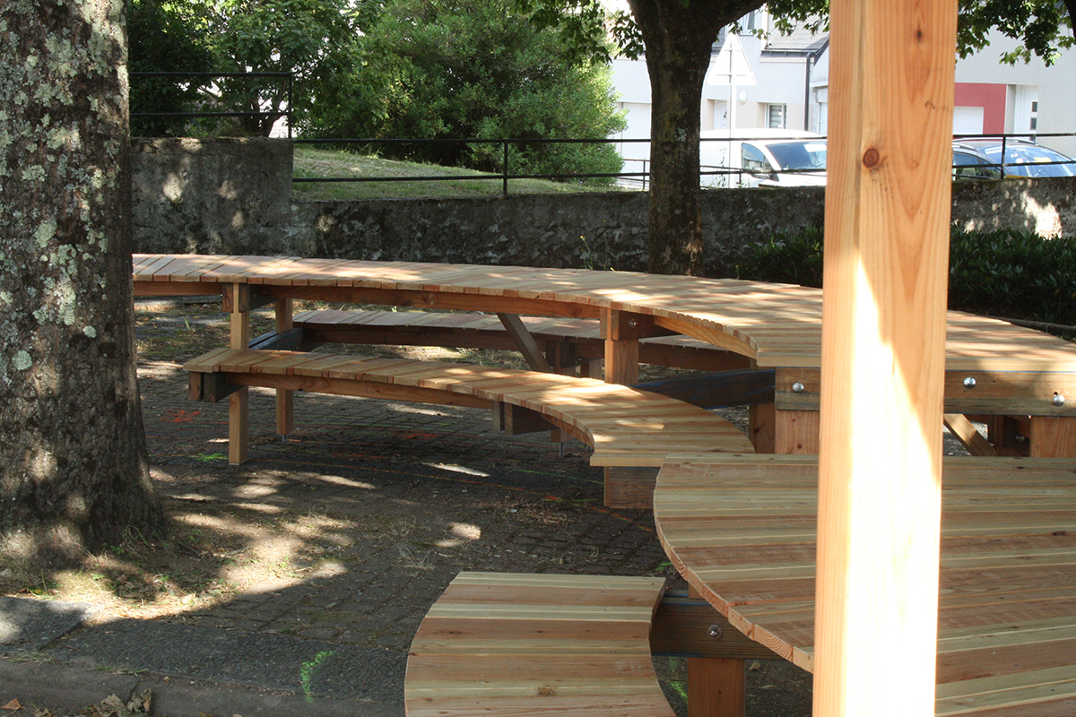 table arrondie atelier moins mais mieux